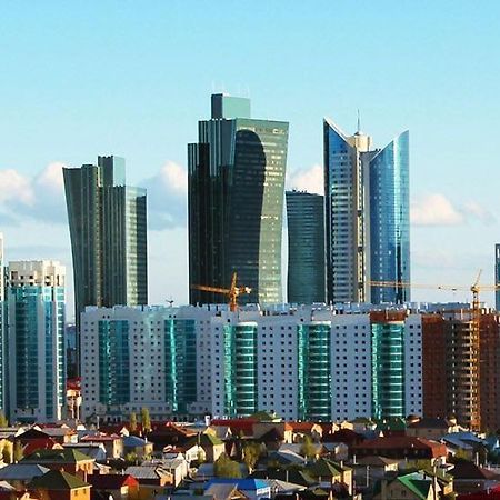 Apartment In Heart Of Astana Luaran gambar