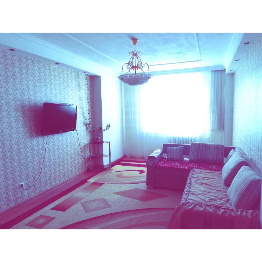 Apartment In Heart Of Astana Luaran gambar