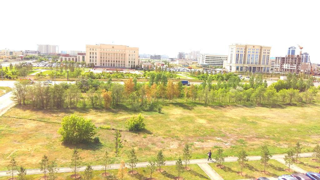 Apartment In Heart Of Astana Luaran gambar